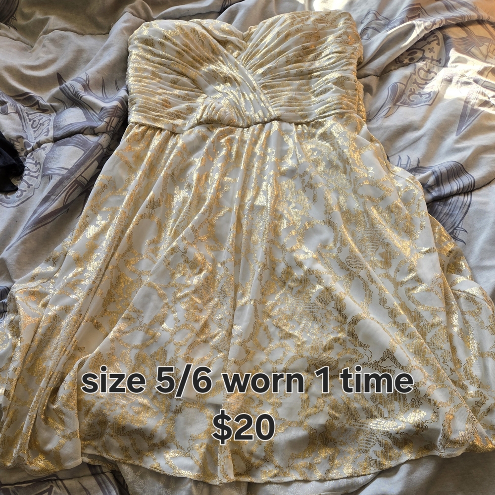 Elegant Gold Strapless Dress